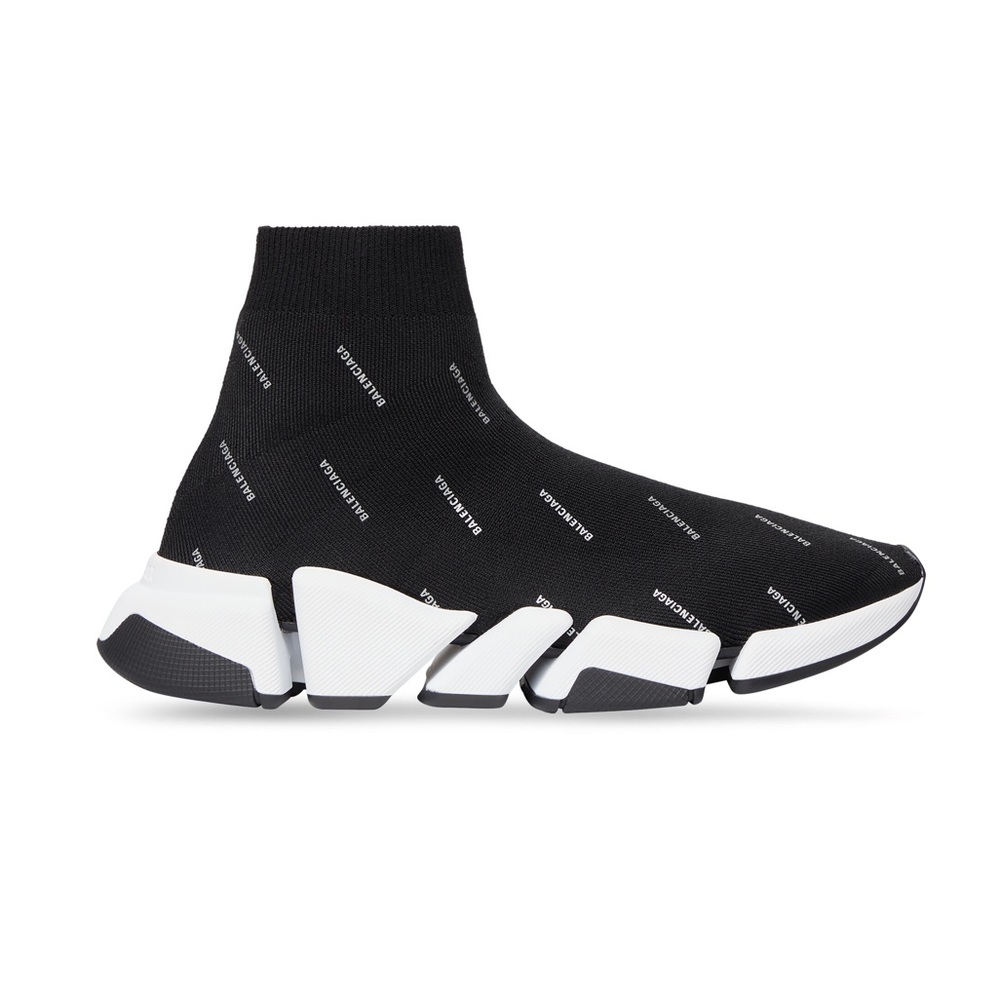 Balenciaga Speed 2.0 sneakers NWOT black logo